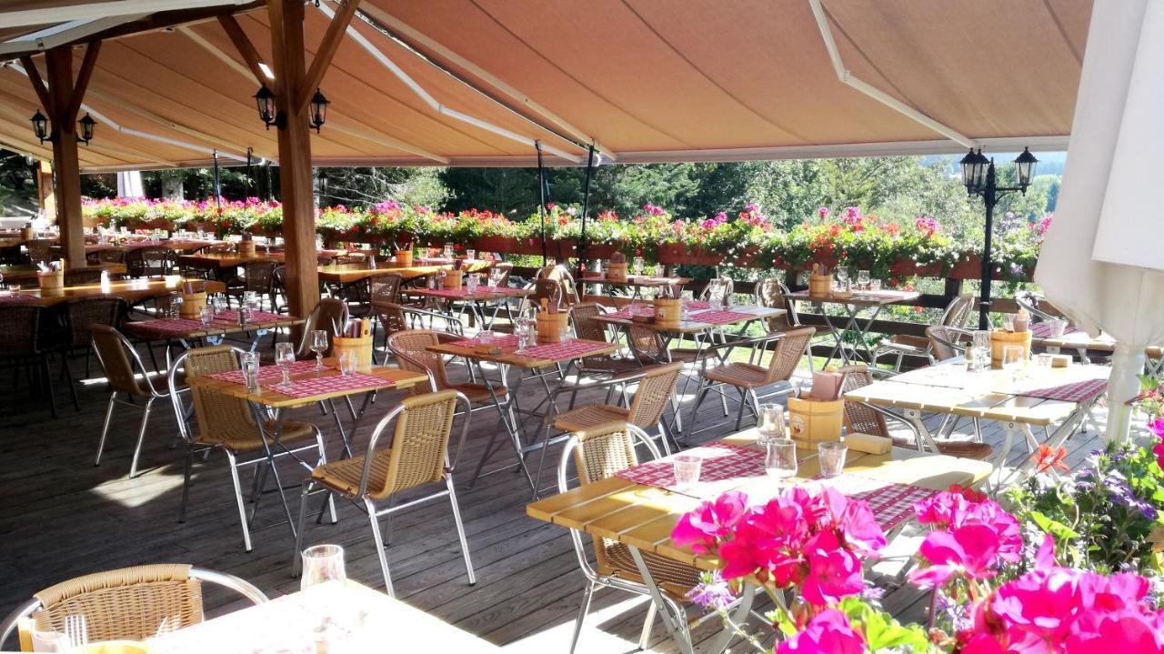 Auberge De Liézey Exteriör bild