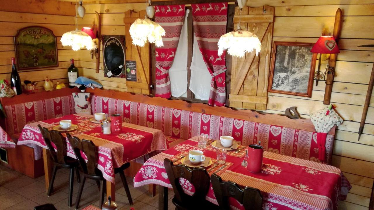 Auberge De Liézey Exteriör bild